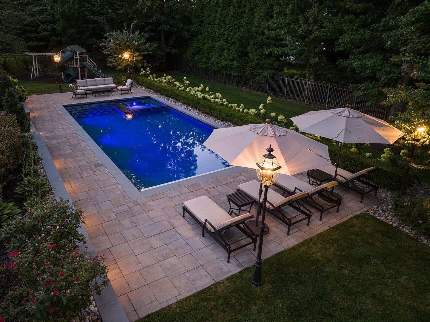 Virginia Beach fiberglass pool builder - Inground pools in Chesapeake and Suffolk