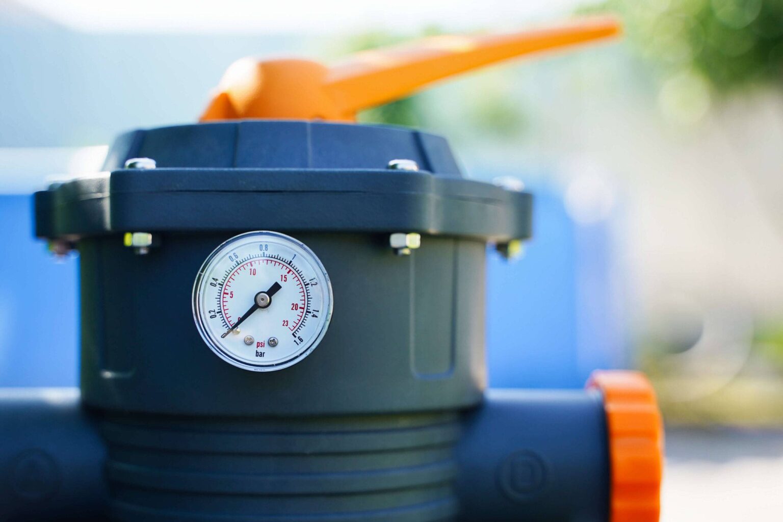 Heat Pump vs. Gas Heater. Which Is Better for Your Pool