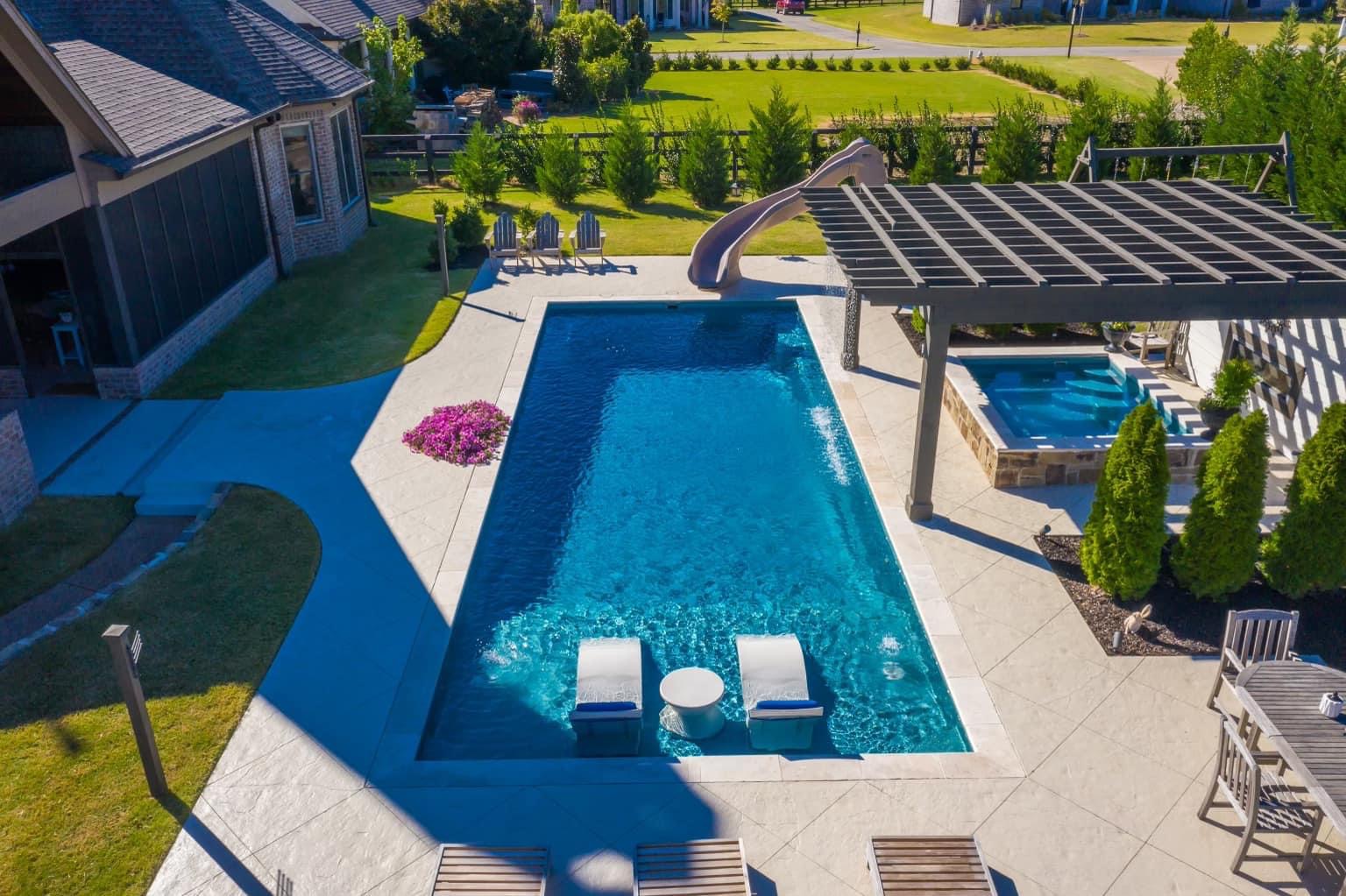 Maintaining a Sparkling Fiberglass Pool: Cleaning Tips for Pool Owners