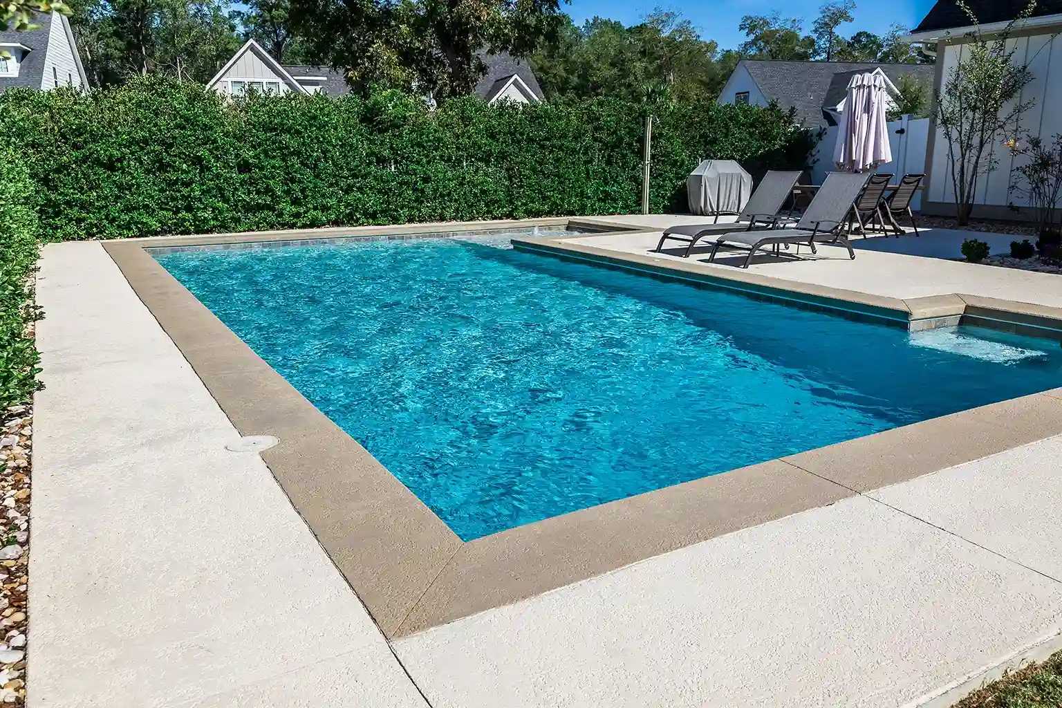 What is the average concrete pool cost for homeowners today?