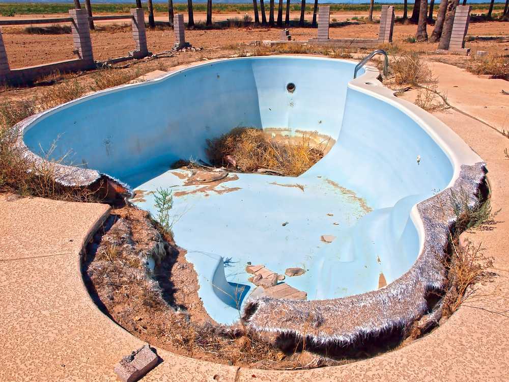What Happens If You Empty Your Fiberglass Pool?